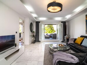 Taulutelevisio, takka