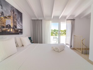 2 chambres, fer et planche à repasser, accès Internet, draps fournis