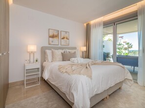 2 dormitorios, tabla de planchar con plancha, Internet y ropa de cama