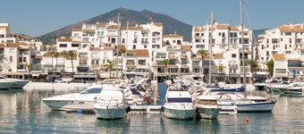 Puerto Banús Finest 2-BDRM apt- 50 metres to Beach