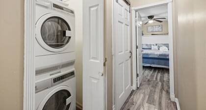 Secluded 1 BR Cabin w/ Hot Tub, Wi-Fi, Pool Access, Free Tickets