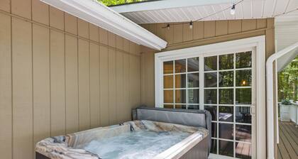 Secluded 1 BR Cabin w/ Hot Tub, Wi-Fi, Pool Access, Free Tickets