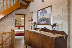 Interior - 5 bedroom Villa with Traditional Elements (Rethymno)