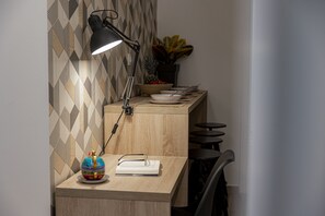 Dining - Calliope (Athenian apartment close to the center) (Athens)