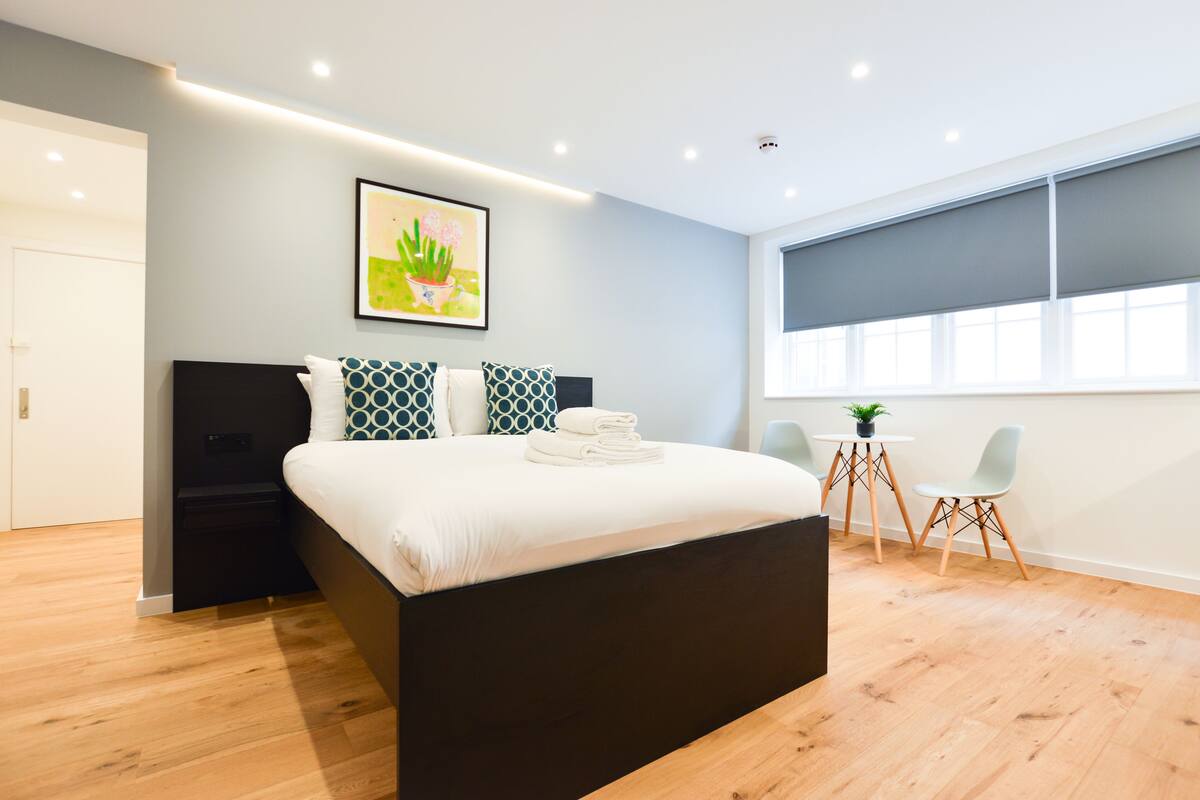 Deluxe Studio Apartment | 防敏寢具、遮光窗簾/窗簾、熨斗/熨衫板、免費 Wi-Fi