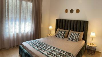 2 bedrooms, iron/ironing board, WiFi, bed sheets