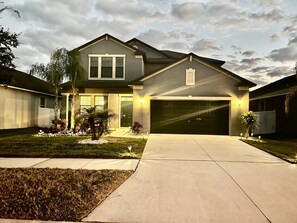 Exterior - 2 story comfort beautiful home with all amenities you need!! (Riverview)