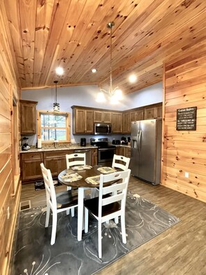 Cabane, 2 chambres | Cuisine privée