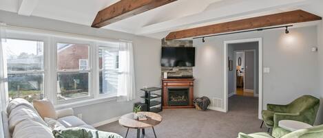 Casa, 3 quartos | Área de estar | Smart TV, serviços de streaming