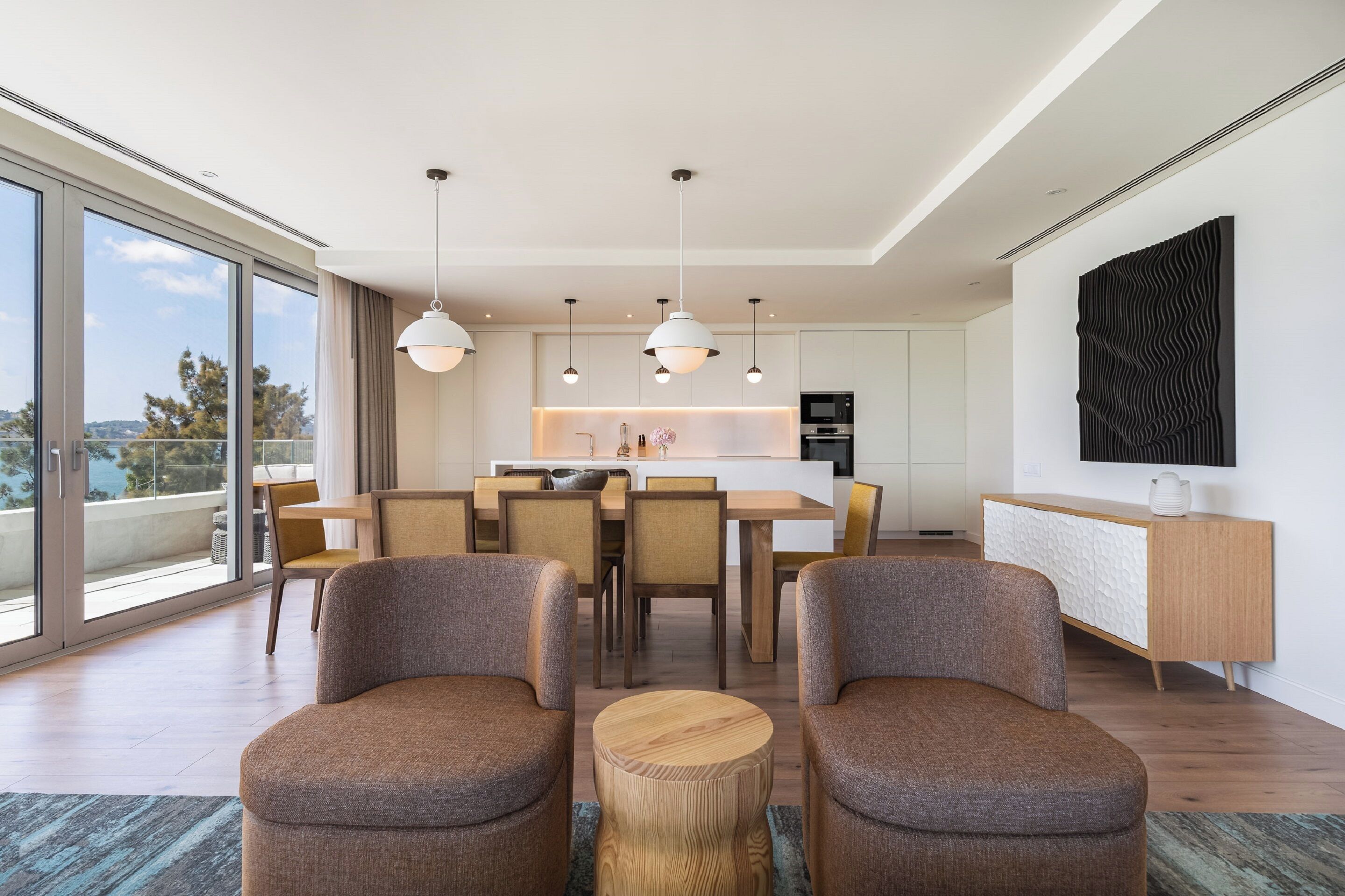 Premium Suite, 1 Queen Bed, River View, Corner | Living area | 50-inch LED TV with cable channels, pay movies