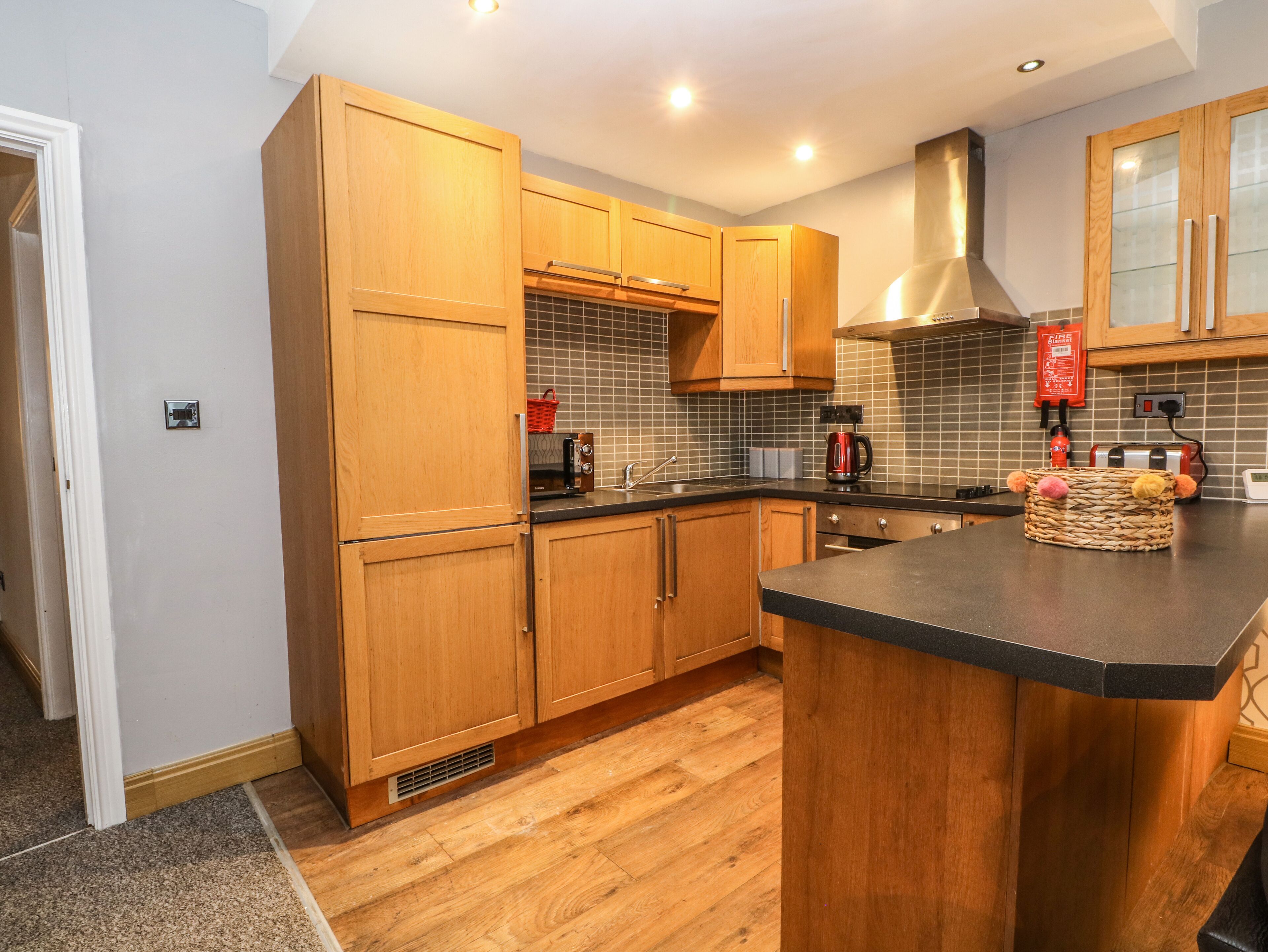 Ferienhaus | Eigene Küche | Kühlschrank, Wasserkocher, Toaster, Kochgeschirr/Geschirr/Besteck