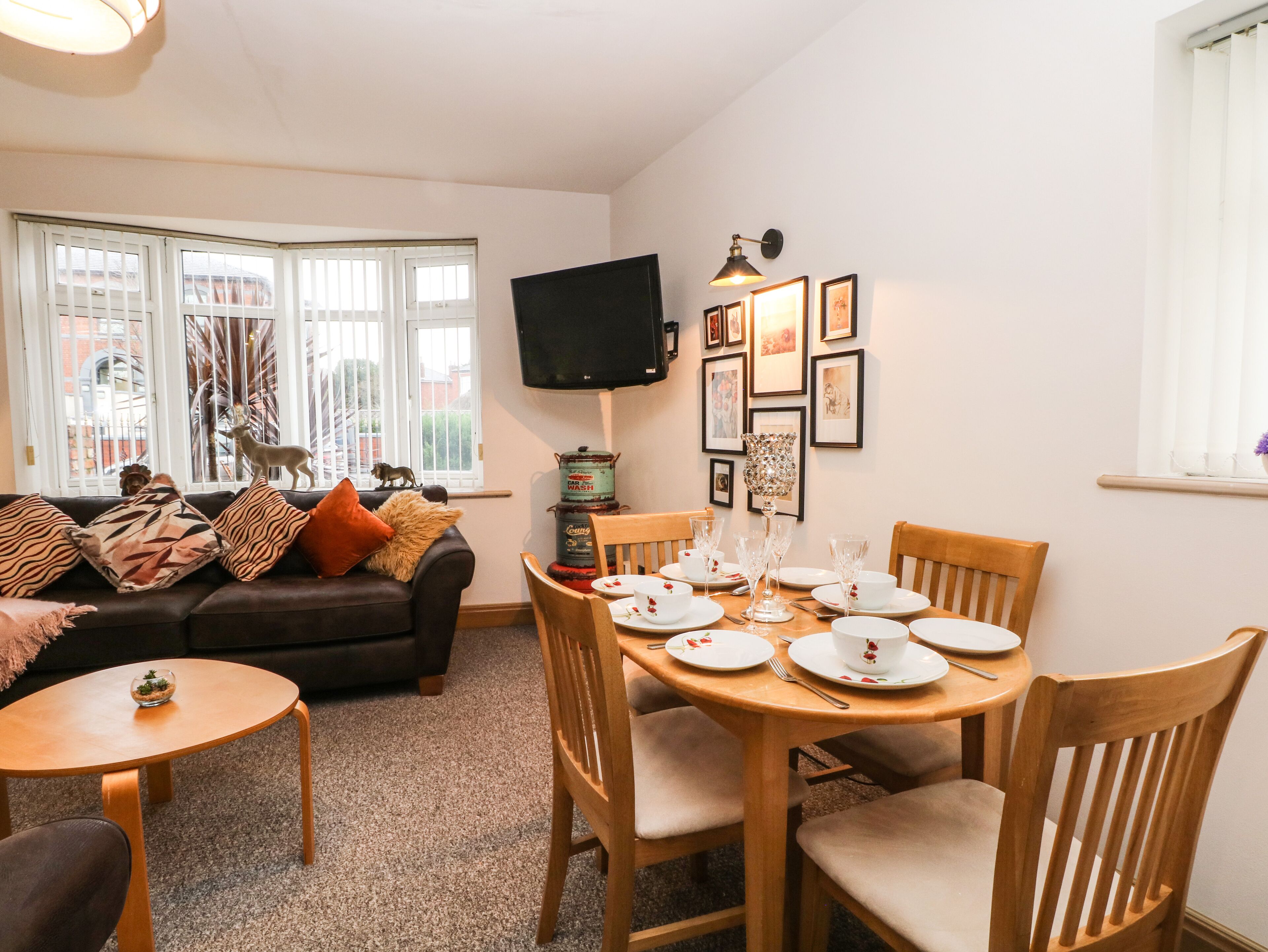 Casa de campo | 2 dormitorios, decoración individual, mobiliario individual