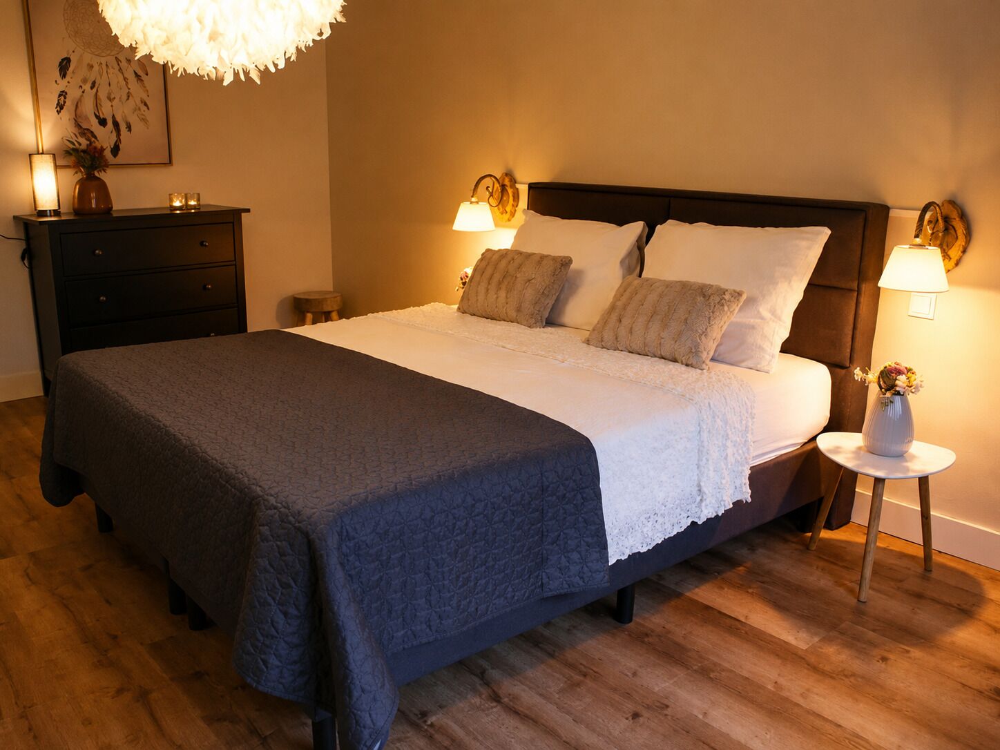 7 bedrooms, desk, travel crib, free WiFi
