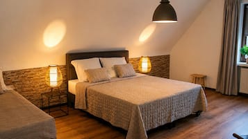 7 chambres, bureau, lit parapluie, Wi-Fi gratuit