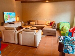 Smart TV, DVD player, table football, books - Your dream villa | Villa Olsberg (Olsberg)