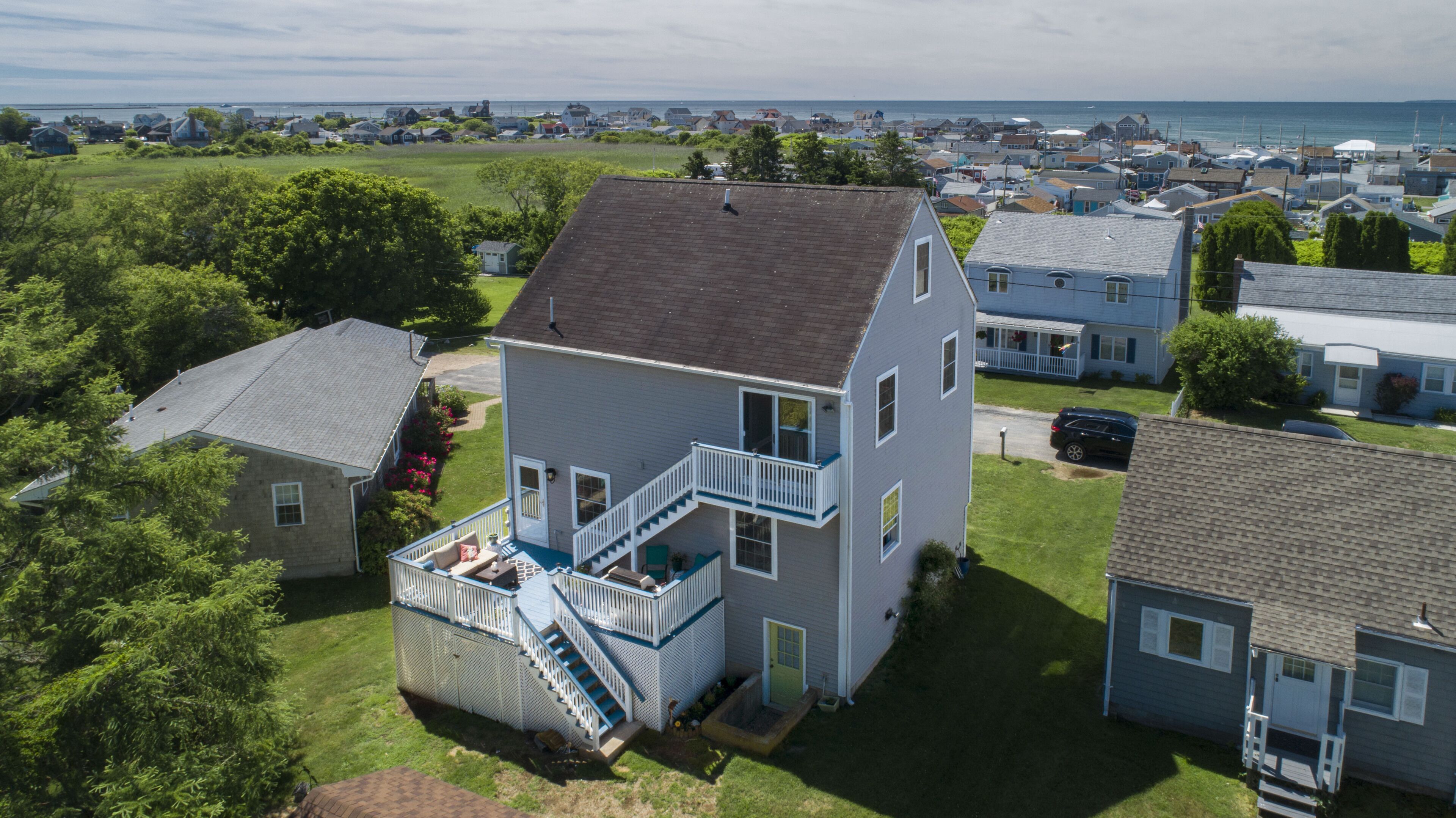 Matunuck Beach House: Large 3 Story house: Ocean views 