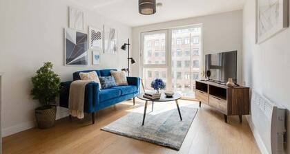 Modern & Spacious 1 Bed Flat in a Converted Mill