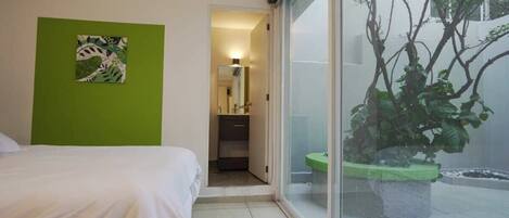 6 soverom, skrivebord, strykejern/-brett og wi-fi