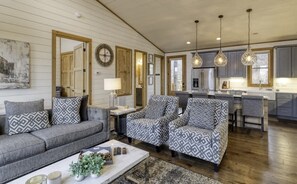 TV, lareira, escritórios