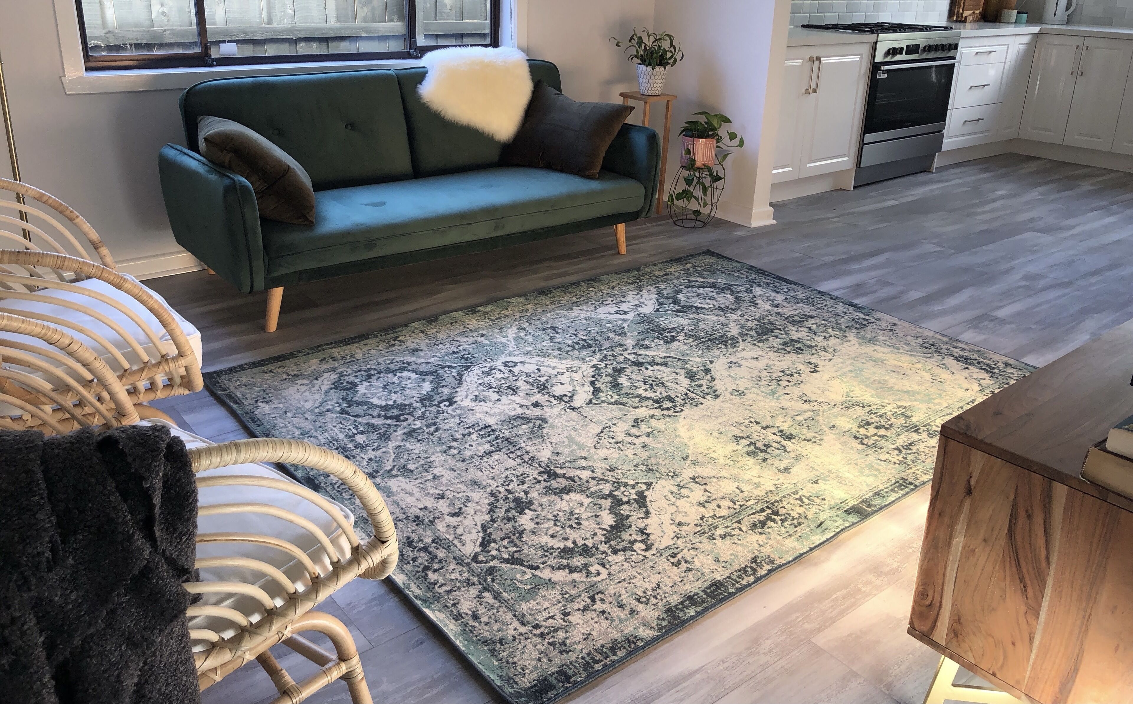 3 bedroom stylish home | Free parking | Close to bars, cafes and parks