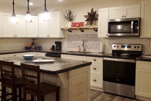 Refrigerador, microondas, horno, placa de cocina