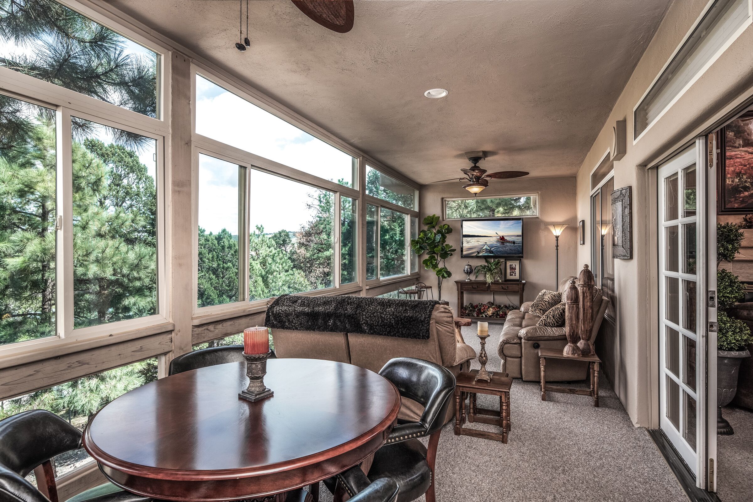 إستديو (3 Bedrooms) | وسائل الراحة في المنشأة