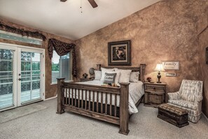 Studio (3 Bedrooms) | Tiện nghi, dịch vụ nơi lưu trú