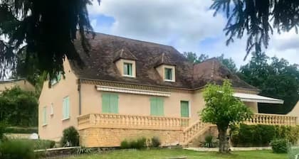 Comfortable 4-star house in the heart of Perigord