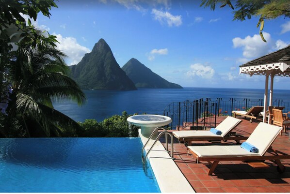 An infinity pool