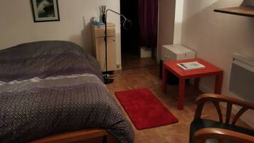 1 多间卧室、WiFi、床单