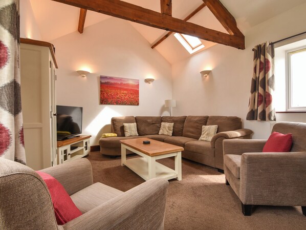 Cottage | Woonruimte | Een televisie