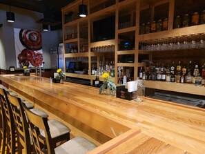 Bar (on property) - Masters rental - Historic federal in the heart of Edgefield county (Johnston)