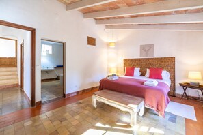 7 chambres, Wi-Fi gratuit, draps fournis