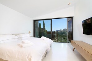 4 bedrooms, iron/ironing board, free WiFi, bed sheets - Casa Liebre by Balearic Villas (Pollensa)