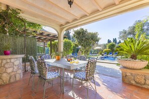Outdoor dining - Can Josep by Balearic Villas (Pollensa)