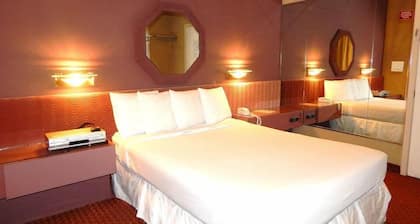 Commack Inn