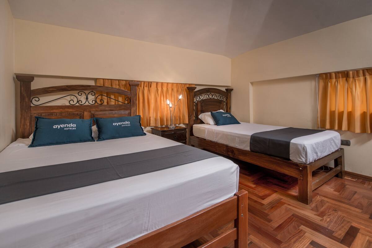 Hypo-allergenic bedding, free WiFi, bed sheets