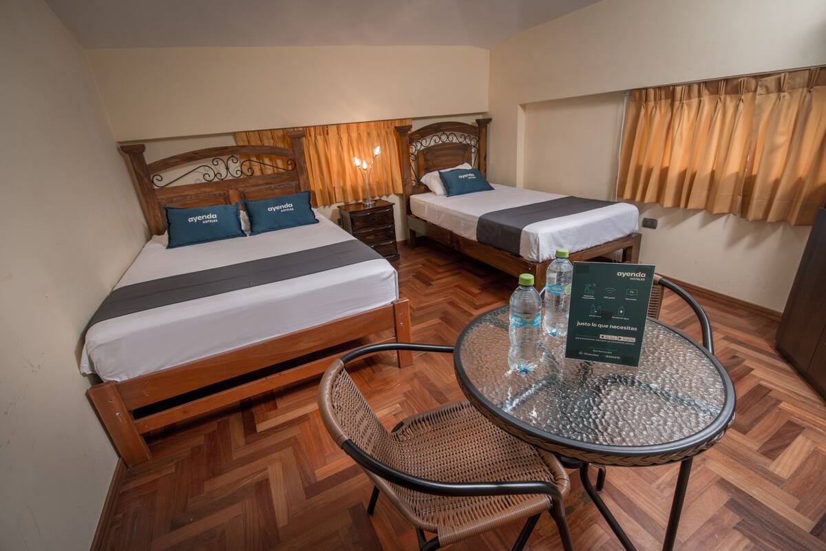 Hypo-allergenic bedding, free WiFi, bed sheets