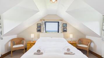 6 chambres, fer et planche à repasser, Wi-Fi, draps fournis