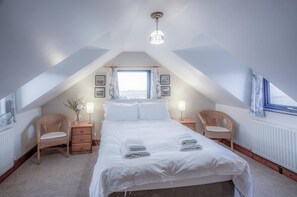 6 Schlafzimmer, Bügeleisen/Bügelbrett, WLAN, Bettwäsche