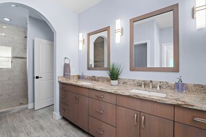 Bathtub, hair dryer, towels