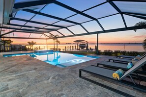 Udendørs pool, opvarmet pool