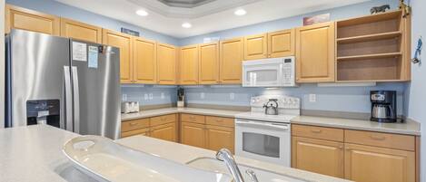 Condo, Multiple Beds, Jetted Tub, Pool View (#324) | 3 bedrooms, free WiFi