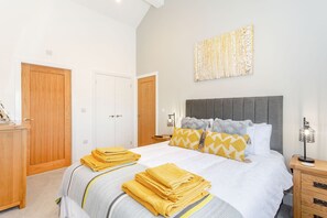 Cottage | 1 bedroom, individually decorated, individually furnished, free WiFi - Eames Cottage (Keighley)