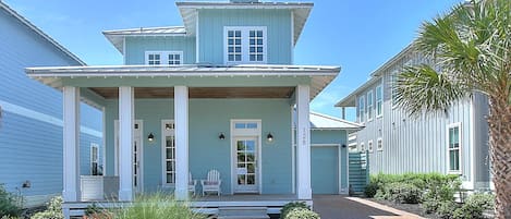 House (3 Bedrooms) | Front of property