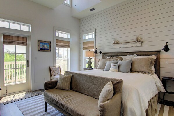 Villa (4 Bedrooms) | Exterior