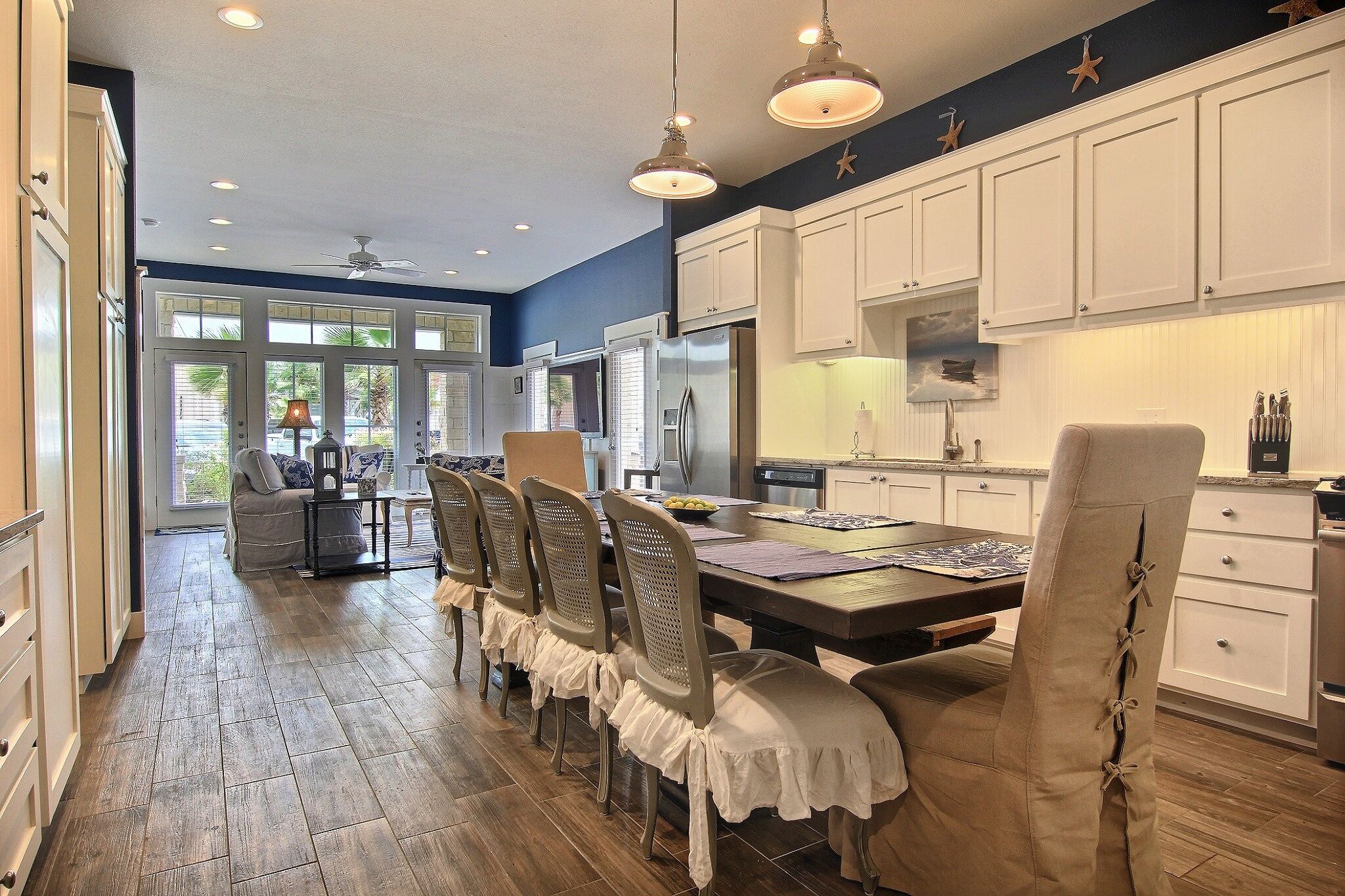 Apartment (2 Bedrooms) | Exterior