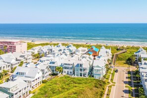 House (6 Bedrooms) | Exterior - Golden Daze 239 SE (Port Aransas)