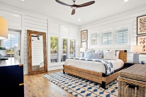 House (6 Bedrooms) | Exterior - Golden Daze 239 SE (Port Aransas)