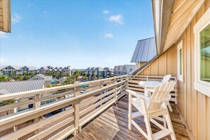 Interior - By the Sea TC 2303 (Port Aransas)